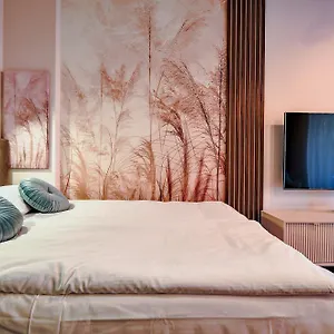 Citystay Scala Srodmiescie Z Uroczym Ogrodkiem Apartament